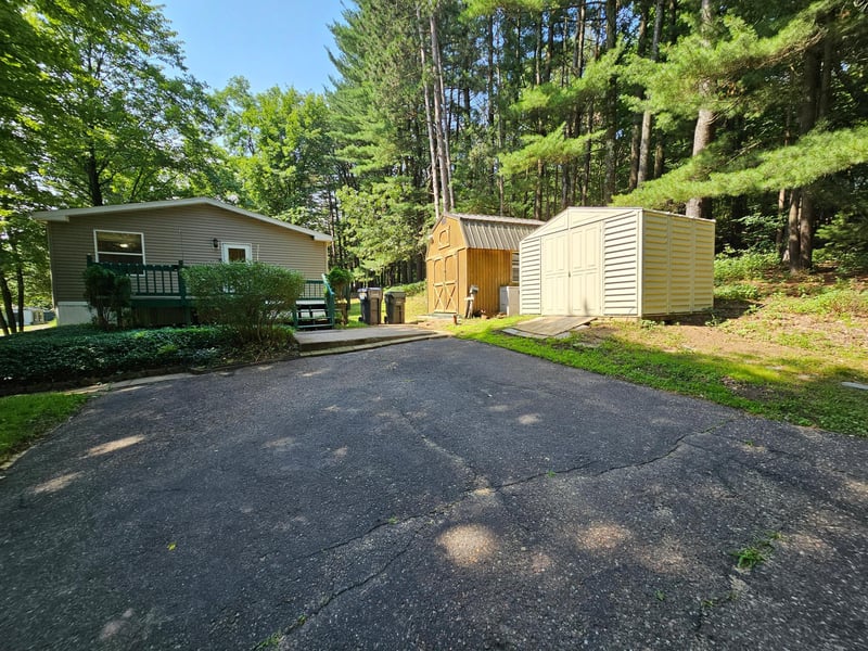 108 Oak Dr, Altoona, WI 54720