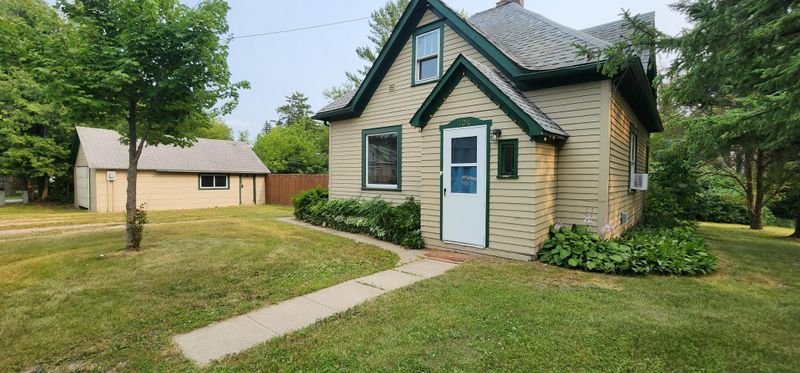 104 Gordon Ln NE, Bagley, MN 56621