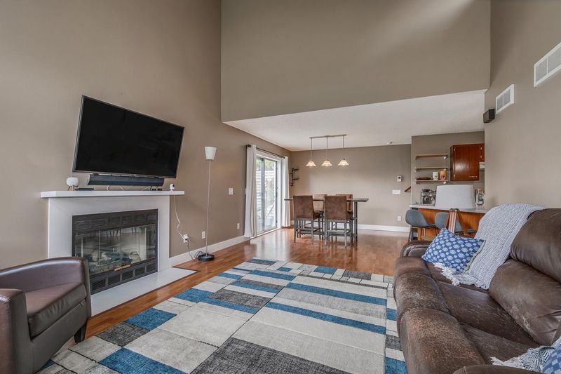7821 Hemingway Ave S, Cottage Grove, MN 55016