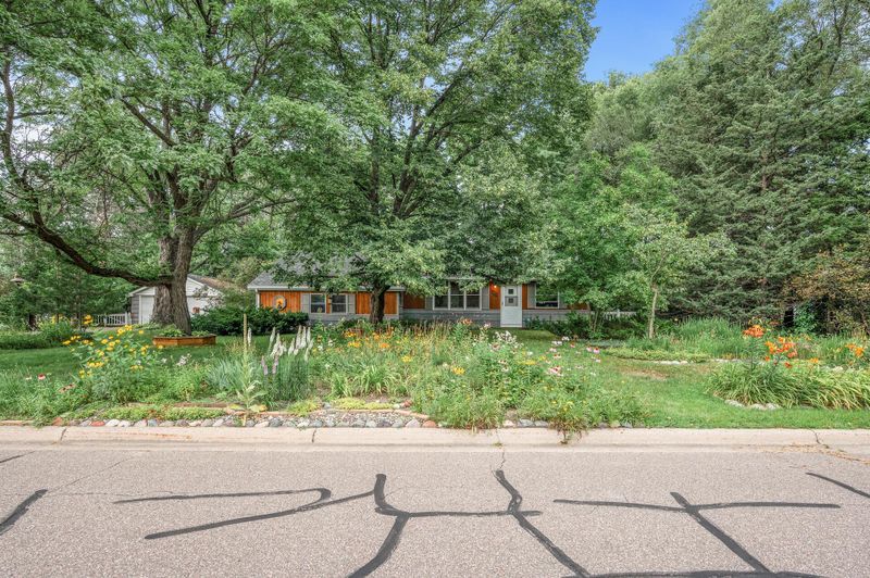 926 74 1/2 Ave N, Brooklyn Park, MN 55444