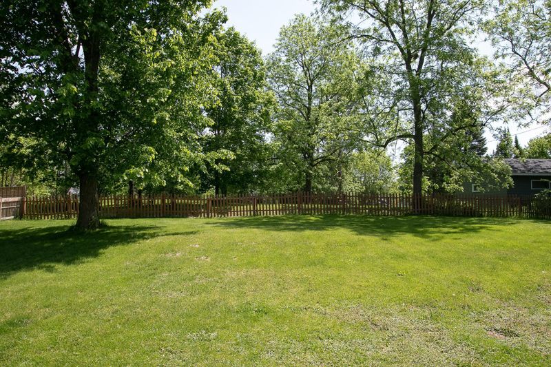 107 Douglas Ave N, Braham, MN 55006