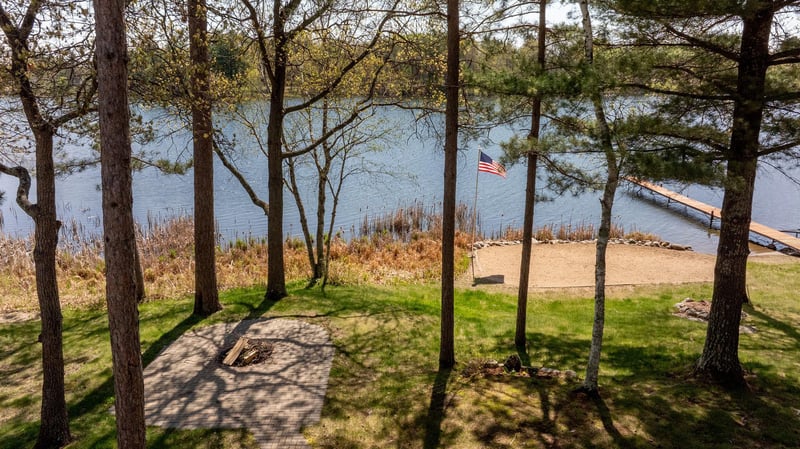 41274 Poplar Dr, Emily, MN 56447