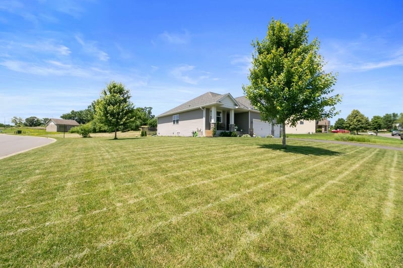 9008 Kaeding Ave NE, Otsego, MN 55362