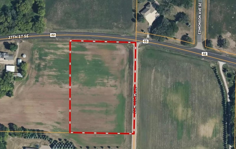 xxx County Road 115, Rockford, MN 55373
