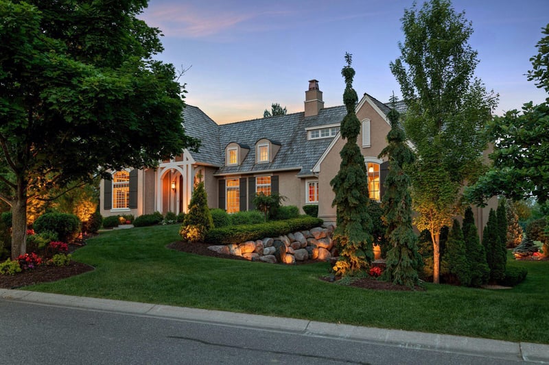 8975 English Turn, Eden Prairie, MN 55347
