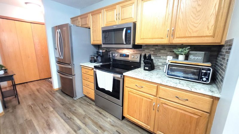 5601 100th Ln N, Minneapolis, MN 55443