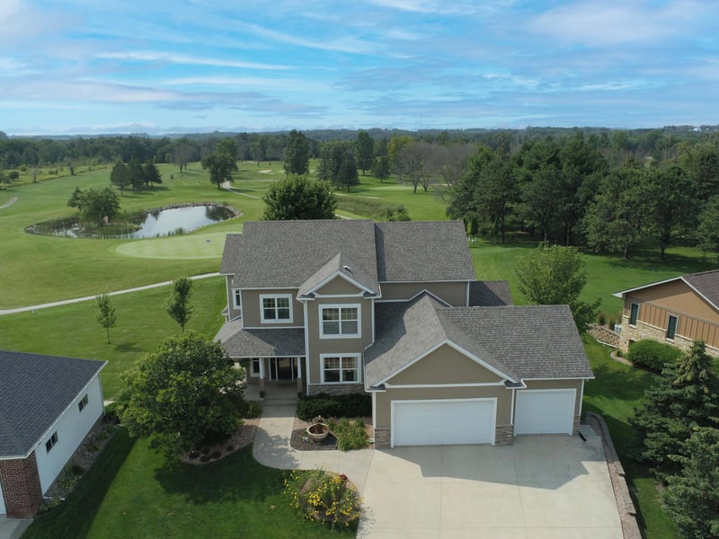 607 13th Ave NW, Dodge Center, MN 55927