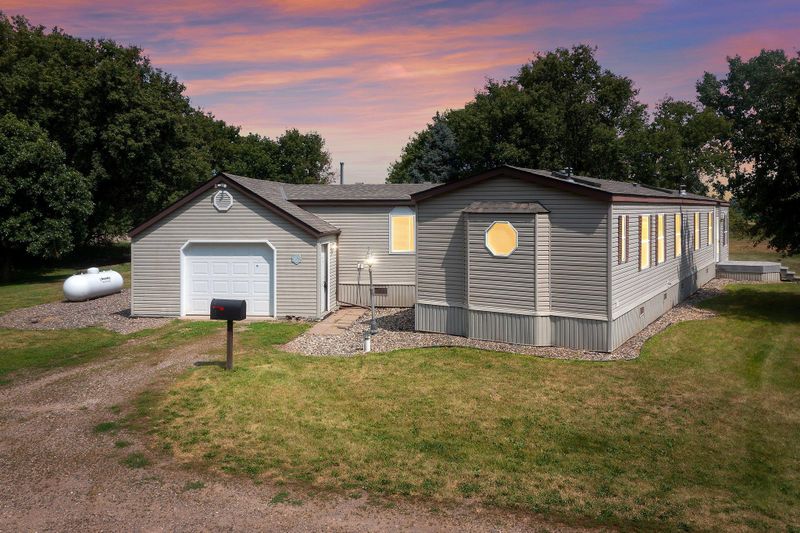 8152 80th St, Princeton, MN 55371