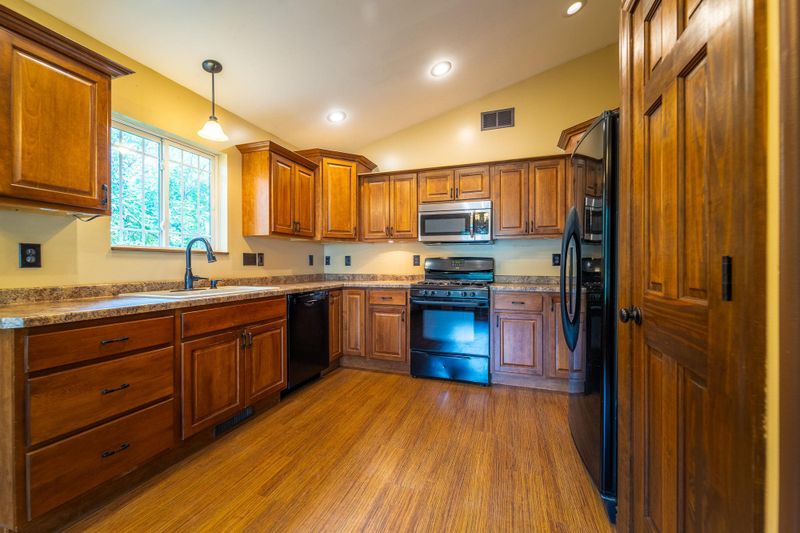 2614 Calihan Ave NE, Bemidji, MN 56601
