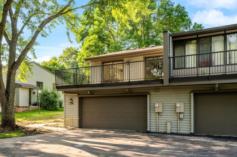 1354 Arden View Dr, New Brighton, MN 55112