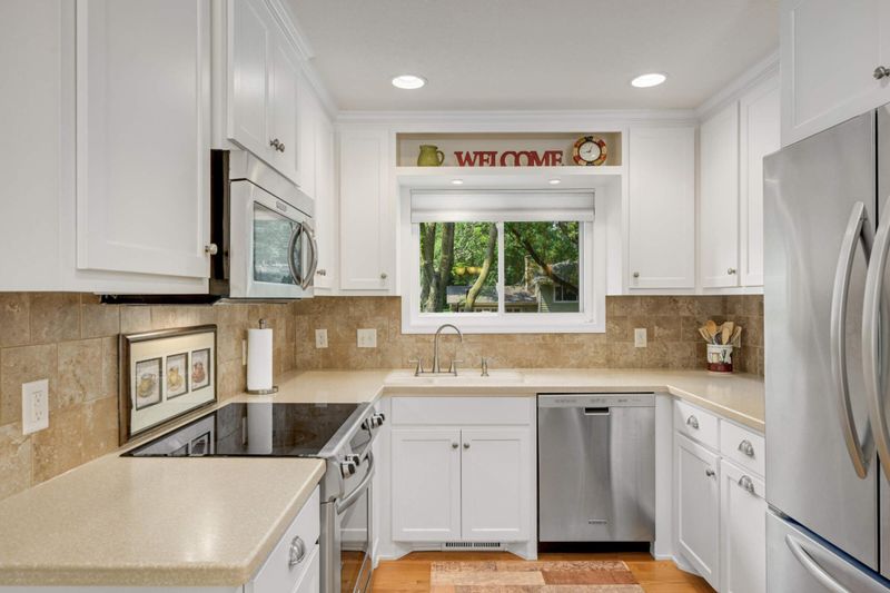 7531 Superior Ter, Eden Prairie, MN 55344