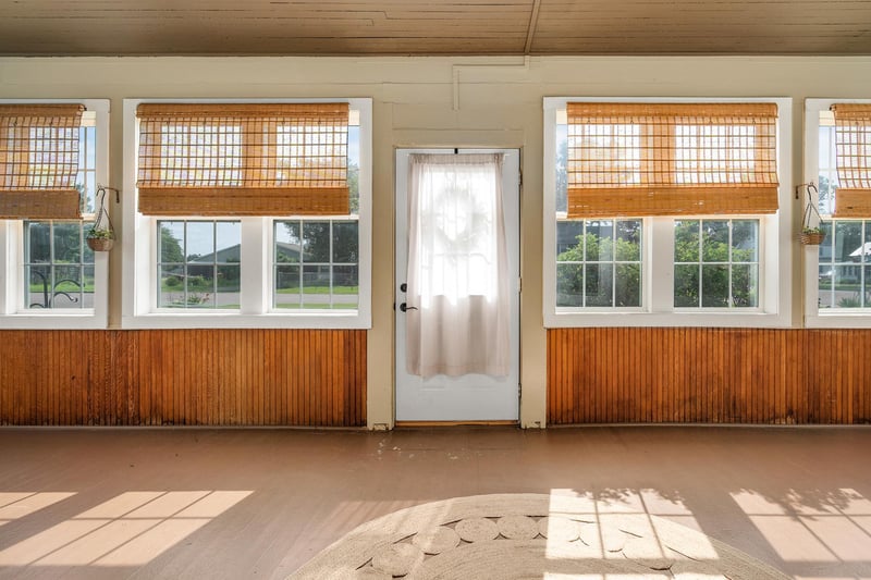 N6283 N Prescott St, Arkansaw, WI 54721