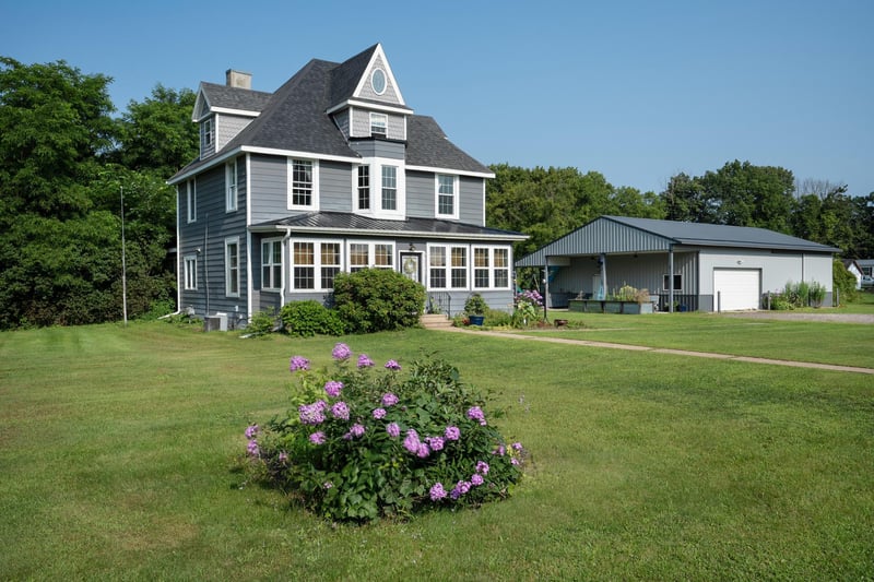 N6283 N Prescott St, Arkansaw, WI 54721