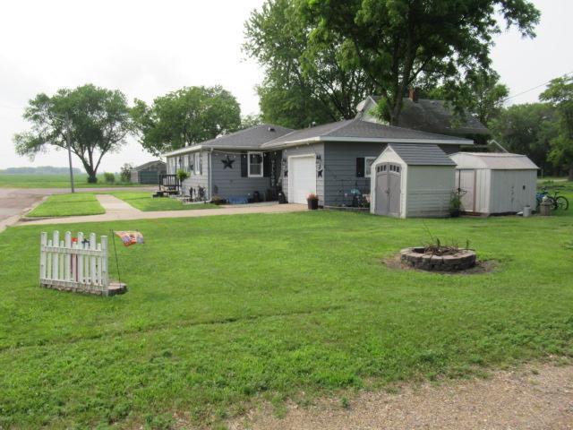260 4th St, Revere, MN 56166