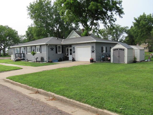 260 4th St, Revere, MN 56166