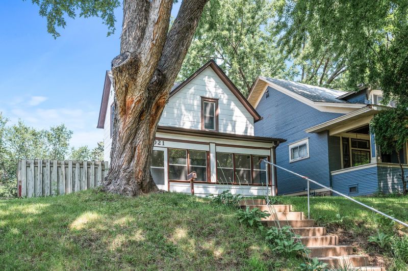 1021 Wilson Ave, Saint Paul, MN 55106