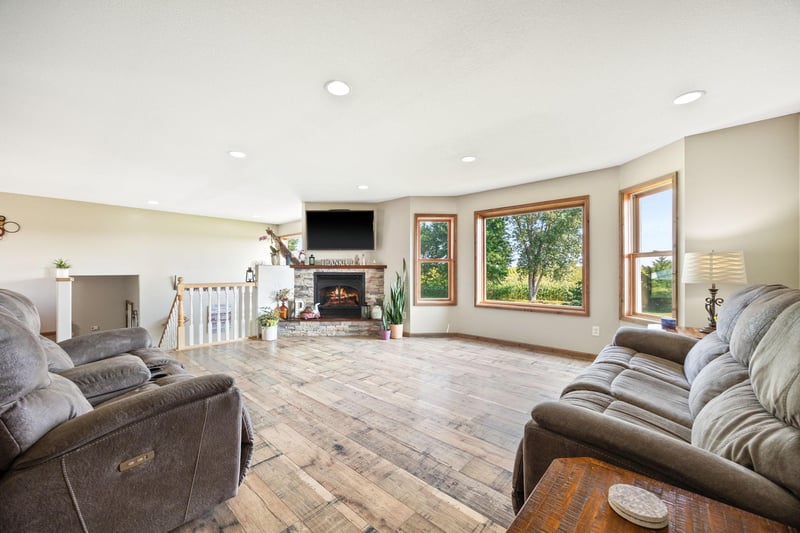 4519 150th St, Glencoe, MN 55336