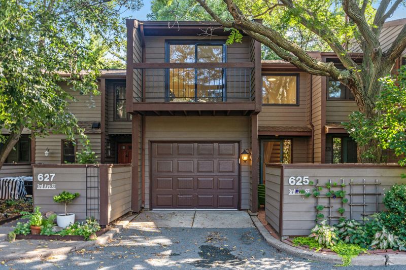 625 3rd Ave SE #5, Minneapolis, MN 55414