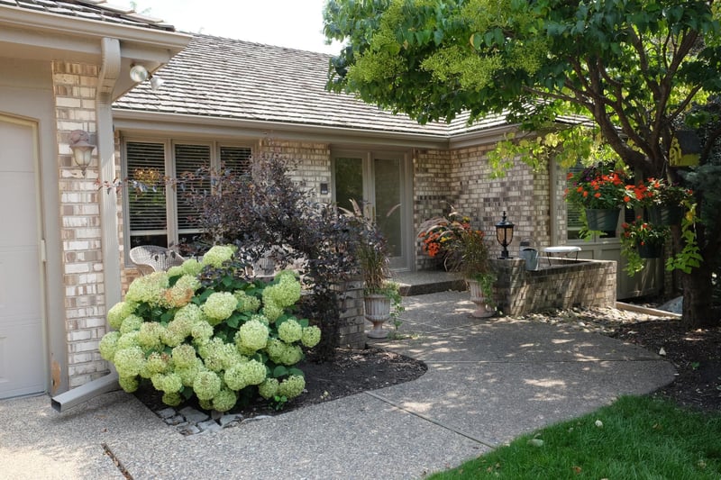 5713 Parkwood Ln, Edina, MN 55436