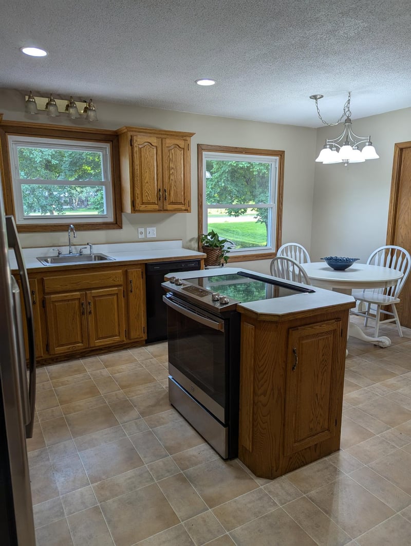680 Broadway St E, New Germany, MN 55367