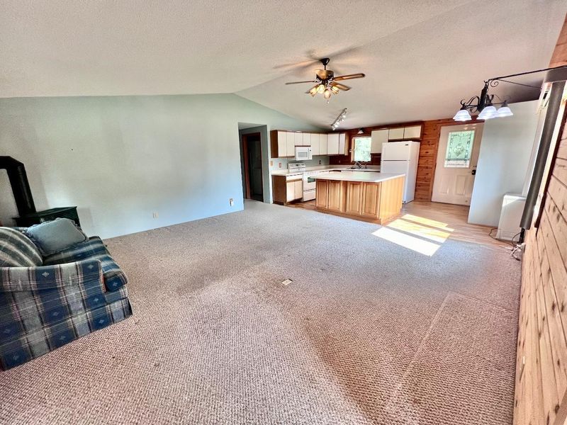 230 3rd Street Nw, Cook, MN 55723