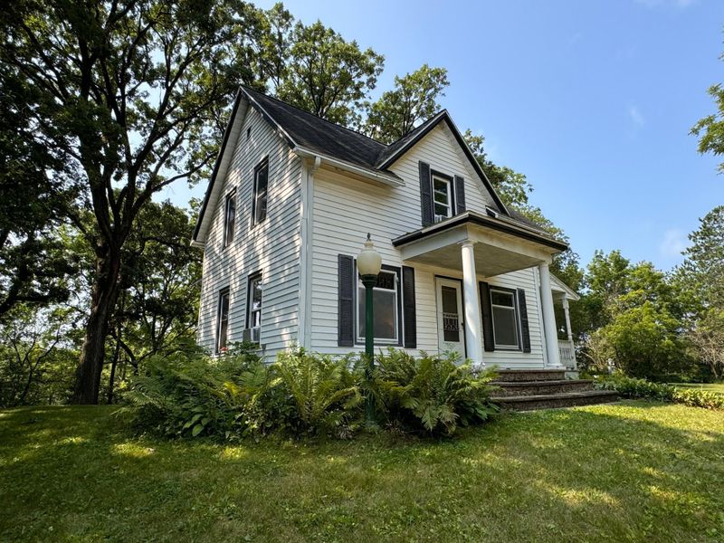 218 White Bridge Rd NE, Rochester, MN 55906