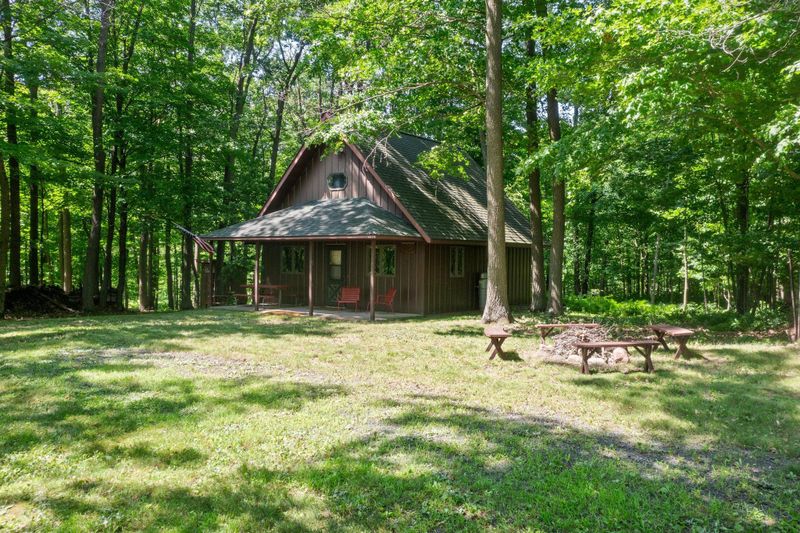 325 260th Ave, Cumberland, WI 54829