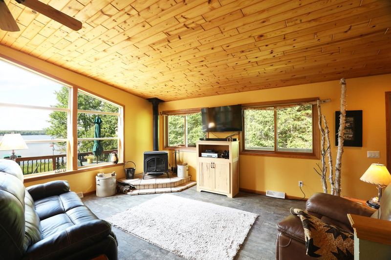6423 Bobcat Ridge Rd, Cotton, MN 55724