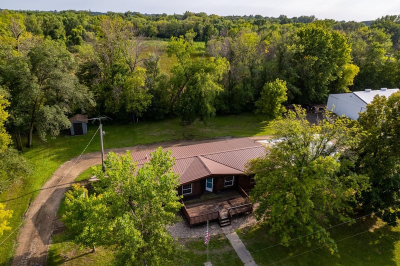 4488 5th St, New Auburn, MN 55366