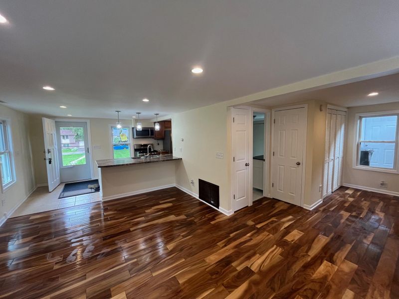 2532 2nd Ave E, North Saint Paul, MN 55109