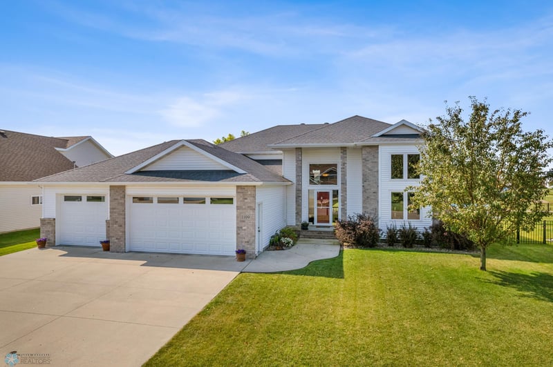 1109 6th Ave NE, Dilworth, MN 56529