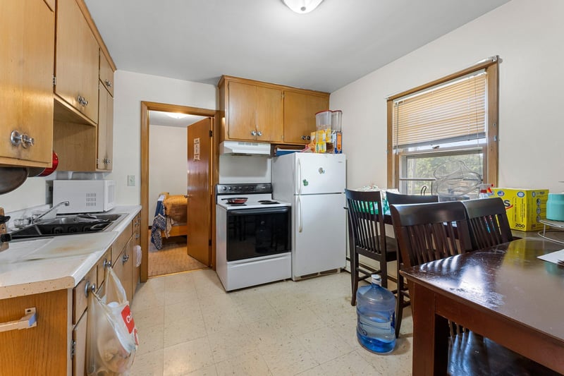 237 Bernard St, West Saint Paul, MN 55118