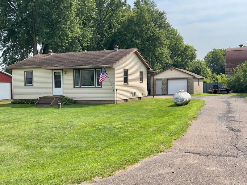 S7835 N Rodell Rd, Augusta, WI 54722