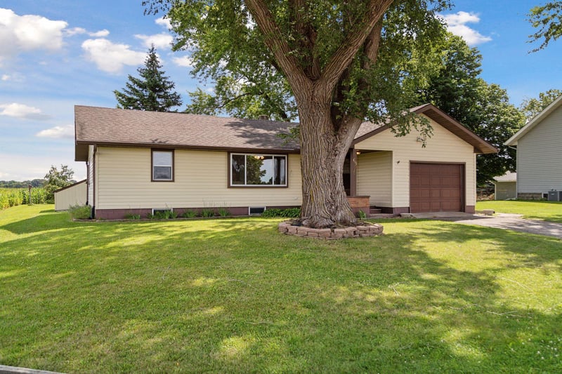 6975 County Road 33, New Germany, MN 55367