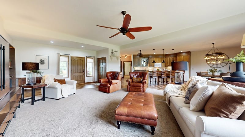 23515 Saddle Ridge Dr, Rogers, MN 55374