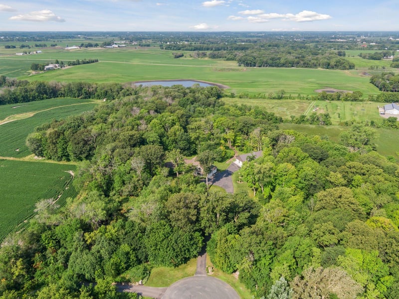 8905 King Ben Rd, Rogers, MN 55374