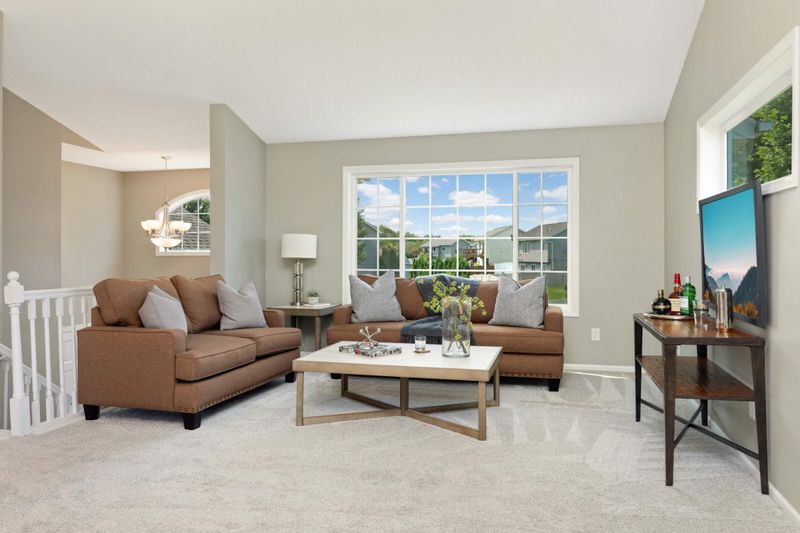 12027 Mayview Cv, Lindstrom, MN 55045