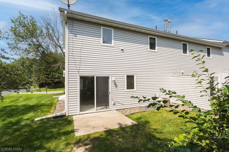 3601 Saint Francis Way #E, Eagan, MN 55123