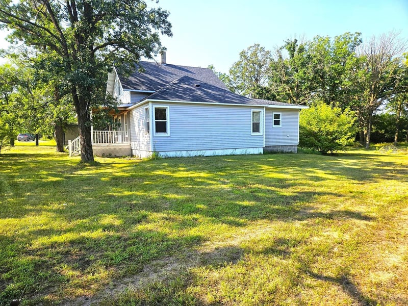 507 Pembina Trl S, Karlstad, MN 56732