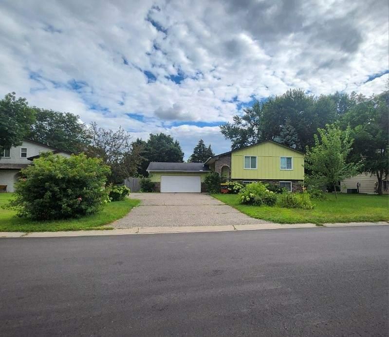 1917 76th Ave N, Minneapolis, MN 55444