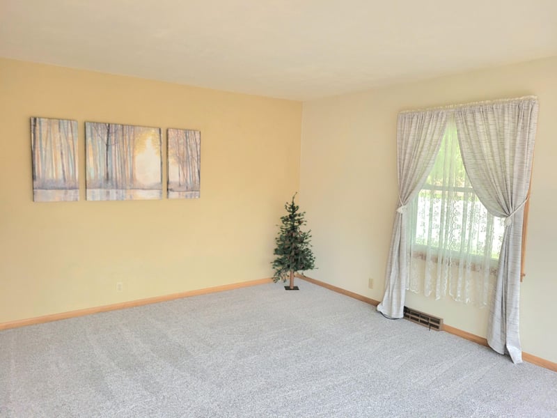 100 Milwaukee Ave, Okabena, MN 56161