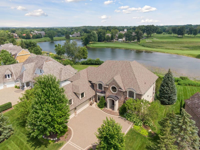 18369 Nicklaus Way, Eden Prairie, MN 55347