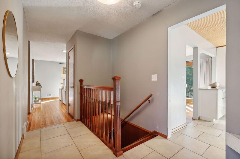 8301 29th Ave N, Minneapolis, MN 55427