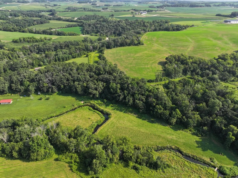 15965 County 27, Spring Grove, MN 55974