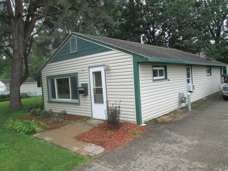 9420 Elliot Ave S, Minneapolis, MN 55420
