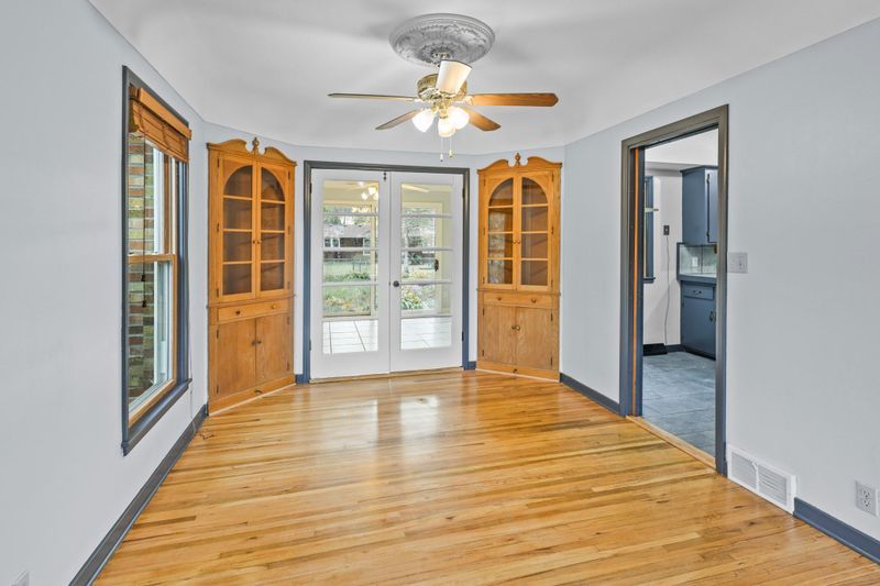 7740 W River Rd, Minneapolis, MN 55444