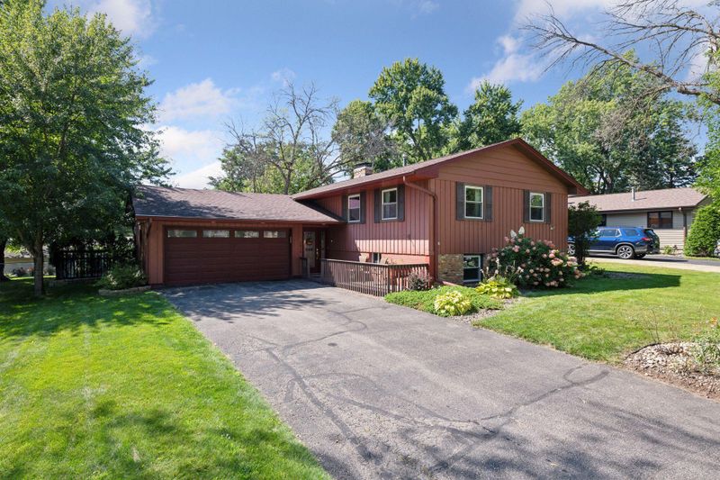 9816 Brookside Ave, Minneapolis, MN 55431