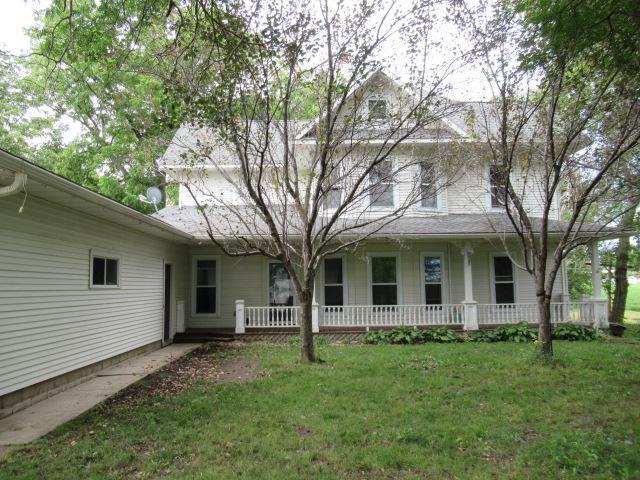 341 4th St, Walnut Grove, MN 56180