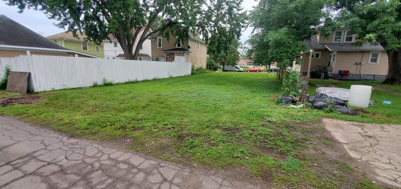 1071 Sherburne Ave, Saint Paul, MN 55104