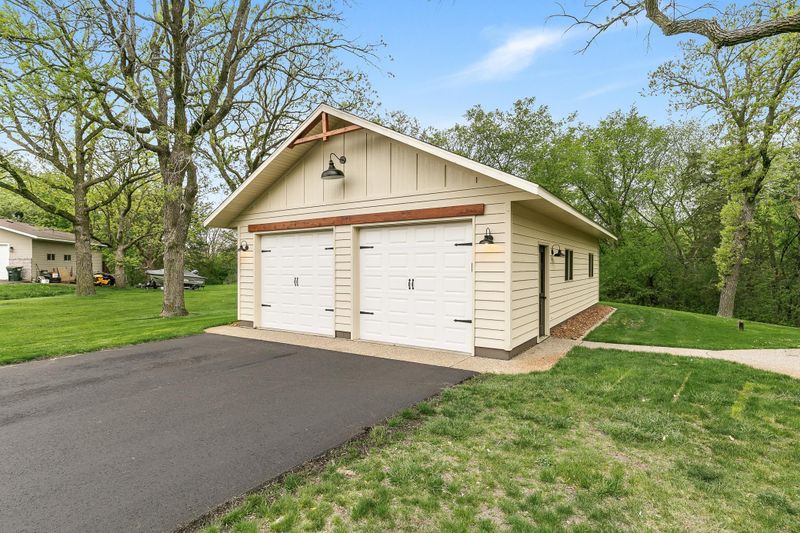 21846 Flagstone Ct, Cold Spring, MN 56320